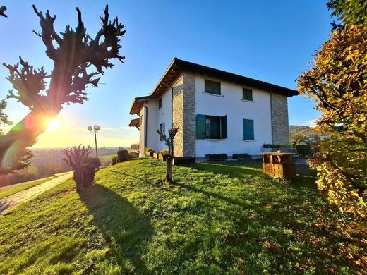 Villa in Scanzo-Rosciate, Provincia di Bergamo