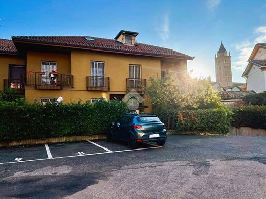 Terraced house in Alba, Provincia di Cuneo