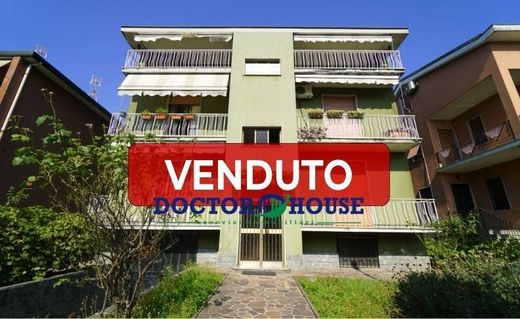 Cologno Monzese, Città metropolitana di Milanoのアパートメント