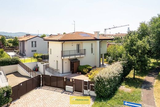 ‏וילה ב  ורונה, Provincia di Verona