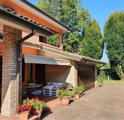 Villa in Reggio nell'Emilia, Provincia di Reggio Emilia