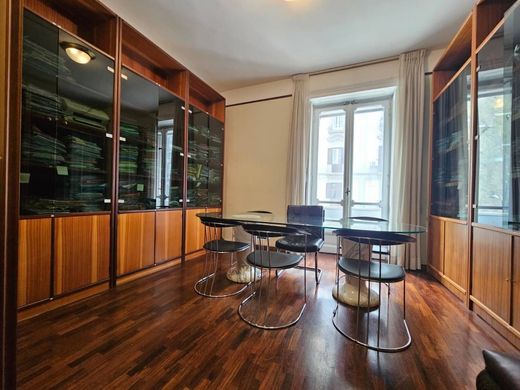 Apartment in Naples, Campania