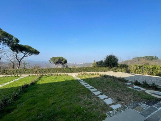 Country House in Scandicci, Florence