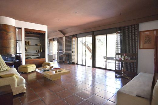 Вилла, Noicattaro, Bari