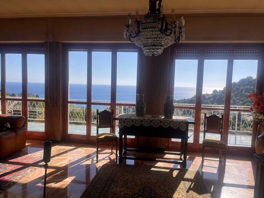 Villa - Spotorno, Provincia di Savona