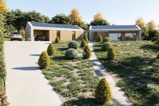 Villa in Viano, Provincia di Reggio Emilia