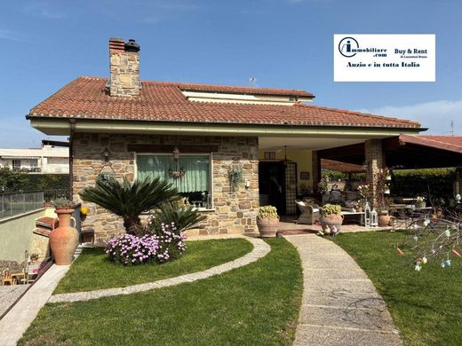 Villa in Nettuno, Rom