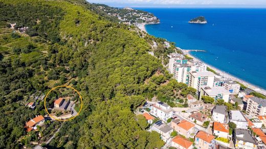 Villa en Spotorno, Provincia di Savona