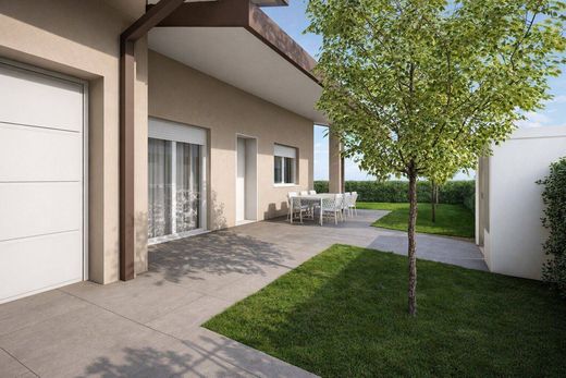 Villa - Castiglione delle Stiviere, Mântua