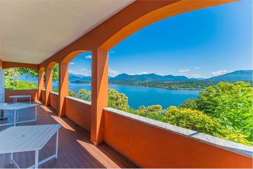 Luxury home in Ispra, Provincia di Varese