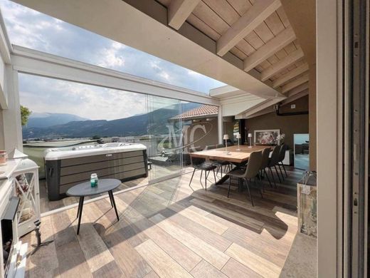 Penthouse in Mori, Trento