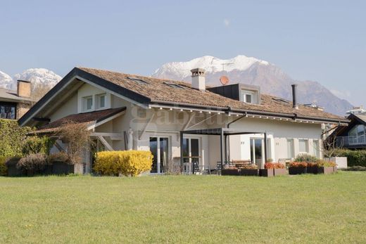 Villa à Bellune, Provincia di Belluno