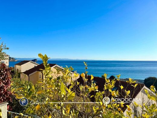Apartamento - Spotorno, Provincia di Savona