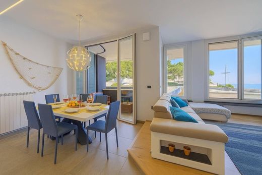 Apartamento - Arenzano, Génova