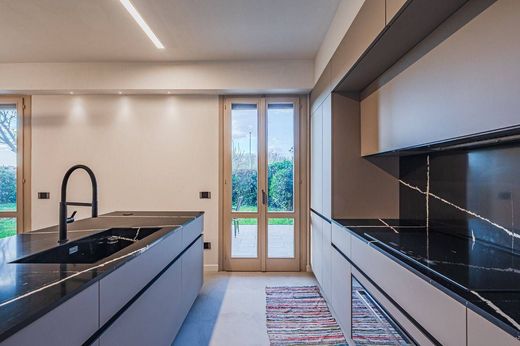 Villa in Agliana, Provincia di Pistoia