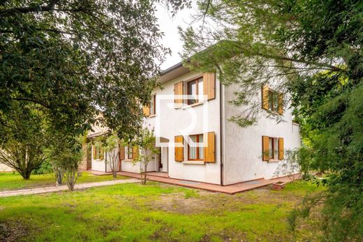 Forlì, Provincia di Forlì-Cesenaのヴィラ