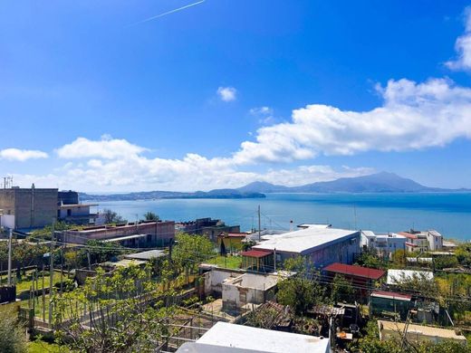 Villa in Monte di Procida, Naples