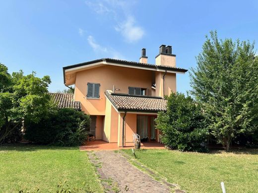 Villa in Lesignano de' Bagni, Provincia di Parma