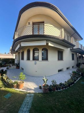 Villa in Camaiore, Provincia di Lucca