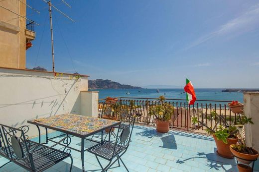 Penthouse in Giardini-Naxos, Province of Messina