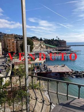 Appartamento a Rapallo, Genova