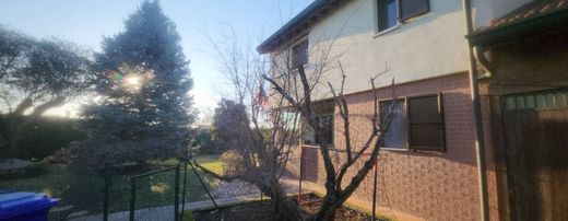 Villa in Mediglia, Milan