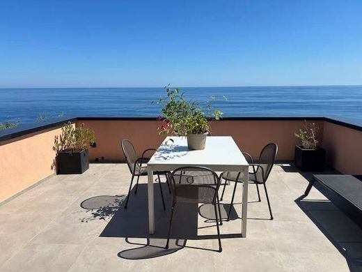 Terraced house in Arenzano, Provincia di Genova