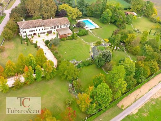 Villa in Meduna di Livenza, Provincia di Treviso