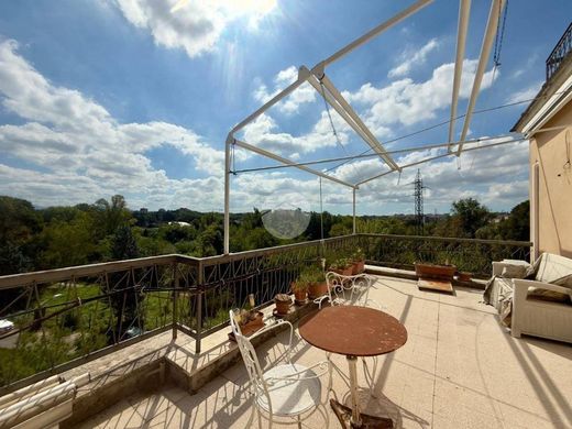 Apartment in Rome, Latium