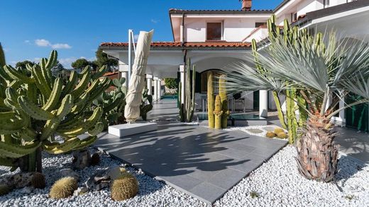 Villa a Andora, Savona