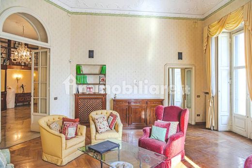 Apartment / Etagenwohnung in Mailand, Lombardei