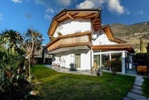 Maison mitoyenne à Merano, Province autonome de Bolzano