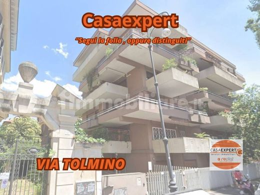 Apartment / Etagenwohnung in Rom, Latium