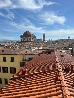 Penthouse in Florence, Tuscany