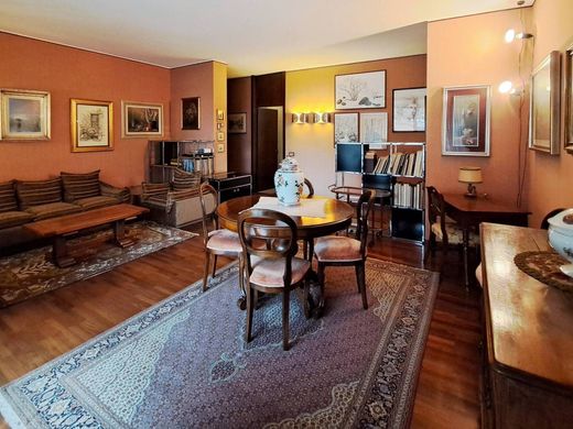 Apartamento - Segrate, Milão