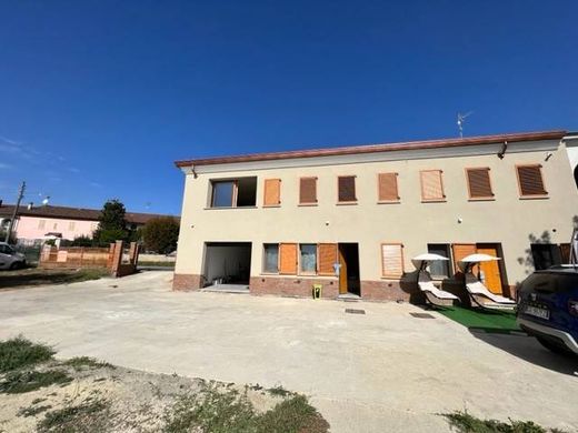 Villa in Alessandria, Provincia di Alessandria