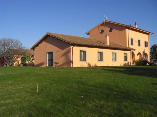 Villa à Tarquinia, Viterbe