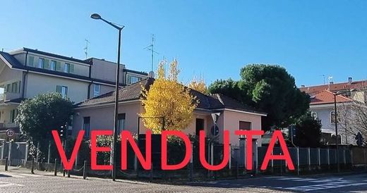 Вилла, Cernusco sul Naviglio, Милан
