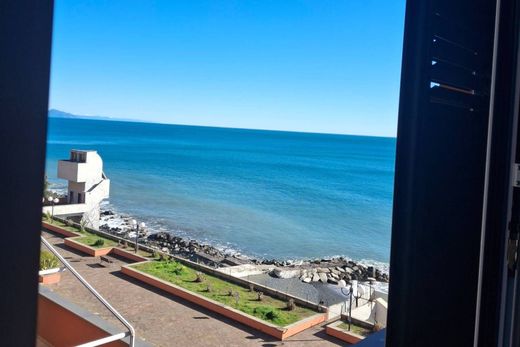 Apartament w Arenzano, Provincia di Genova