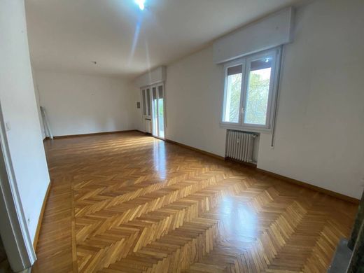 Piso / Apartamento en Bolonia, Emilia-Romaña