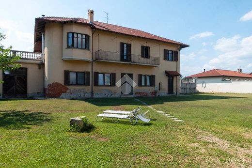 빌라 / Caselle Torinese, Torino