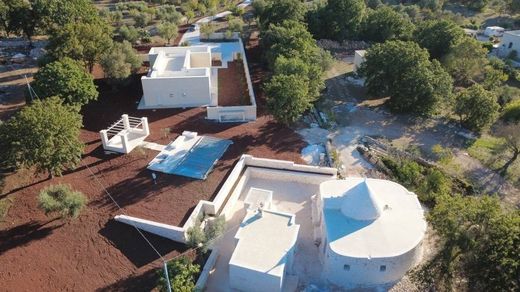 Villa in Ostuni, Provincia di Brindisi