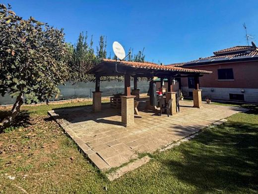 Villa Roma, Lazio bölgesinde