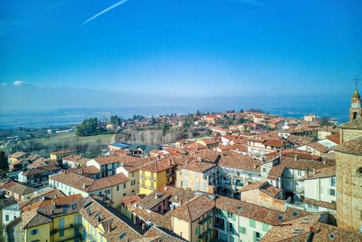 Casa de lujo en La Morra, Provincia di Cuneo