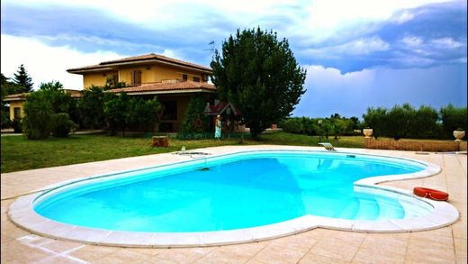 Villa in Vasto, Provincia di Chieti