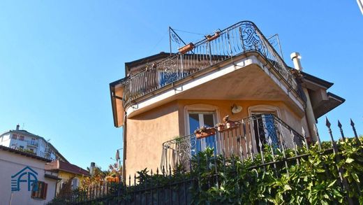 Villa in Milan, Lombardy