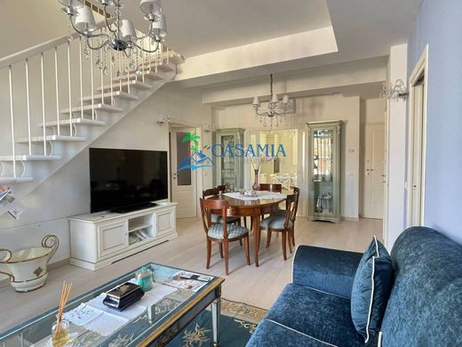 Piso / Apartamento en San Benedetto del Tronto, Provincia di Ascoli Piceno