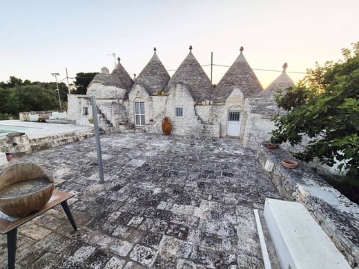 Kɪr evi Martina Franca, Taranto ilçesinde