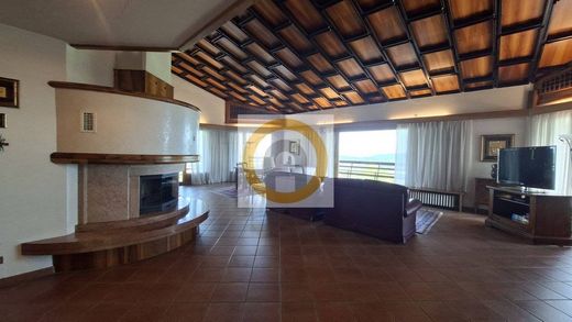 Villa in Pederobba, Provincia di Treviso