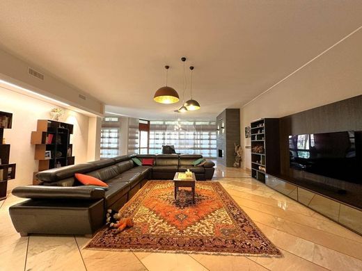 Villa a Santo Stefano Ticino, Milano